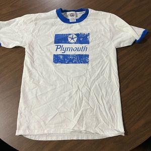 Plymouth auto t-shirt 2007 size small